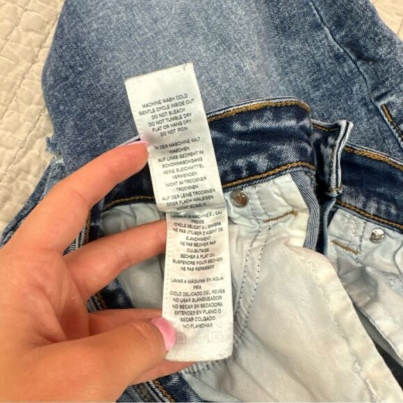 True Religion Riley Shorts - Picture 6 of 10